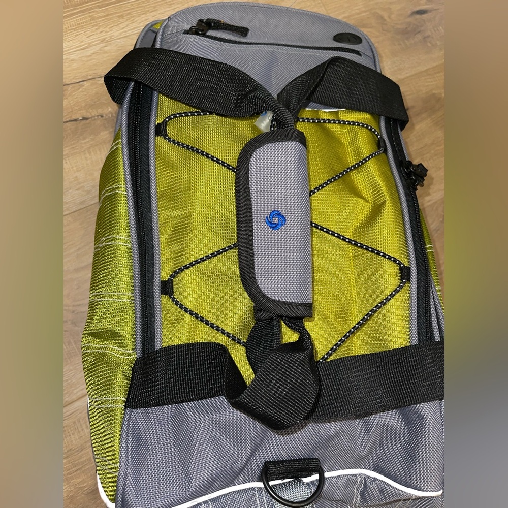 Samsonite Duffle Backpack - Picture 2 of 11